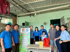TRƯỜNG TIỂU HỌC TÂN ĐỊNH-HÀNH TRÌNH CHĂM LO HỌC SINH KHÓ KHĂN