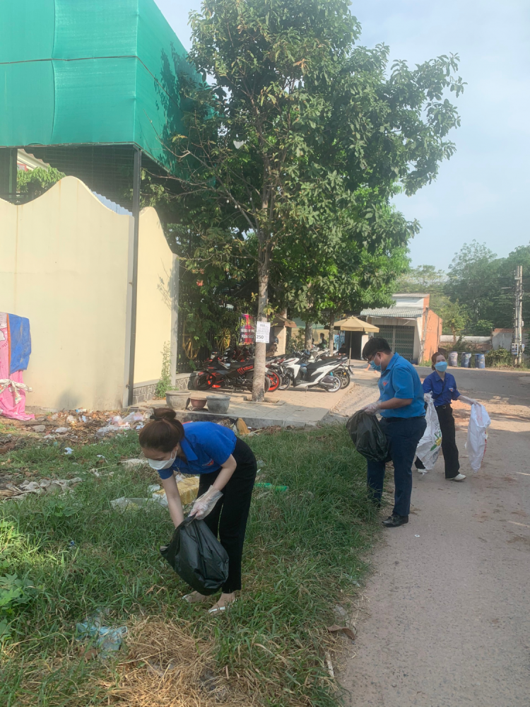 CHI ĐOÀN TRƯỜNG TIỂU HỌC TÂN ĐỊNH  THAM GIA RA QUÂN "NGÀY CHỦ NHẬT XANH" NĂM 2022