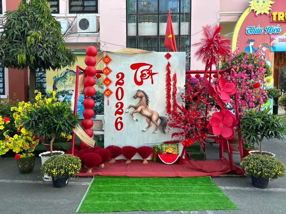 Tiểu cảnh do tổ bộ môn trang trí